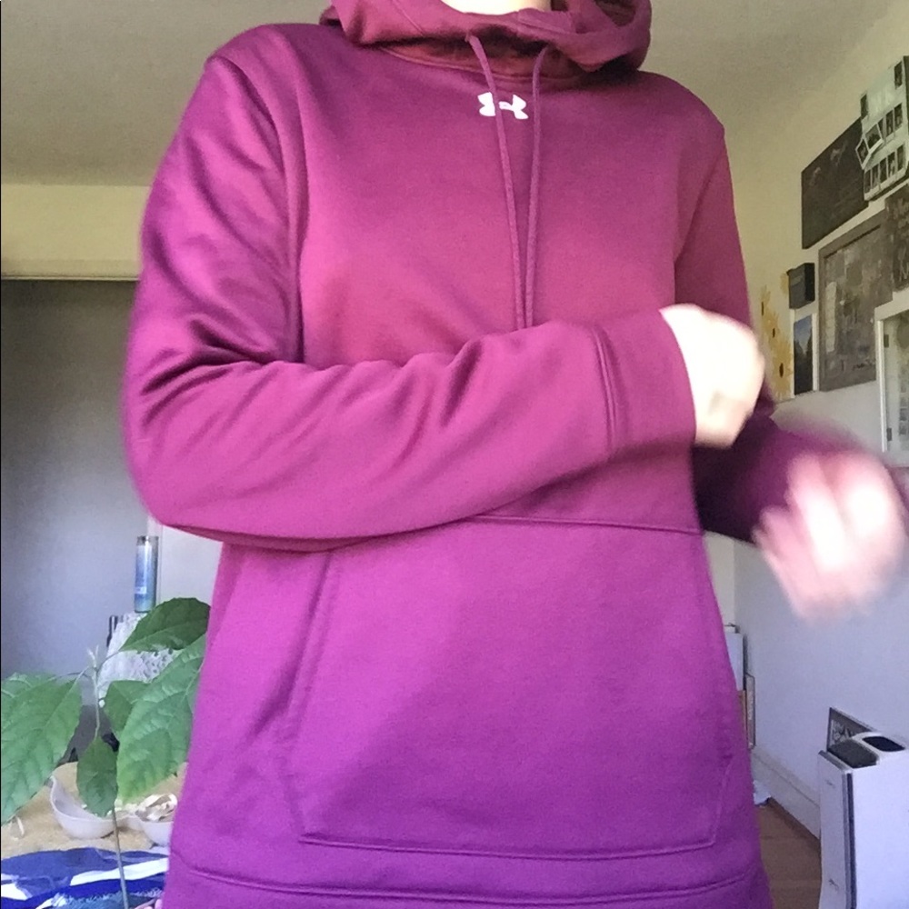 Under armor sweatshirt